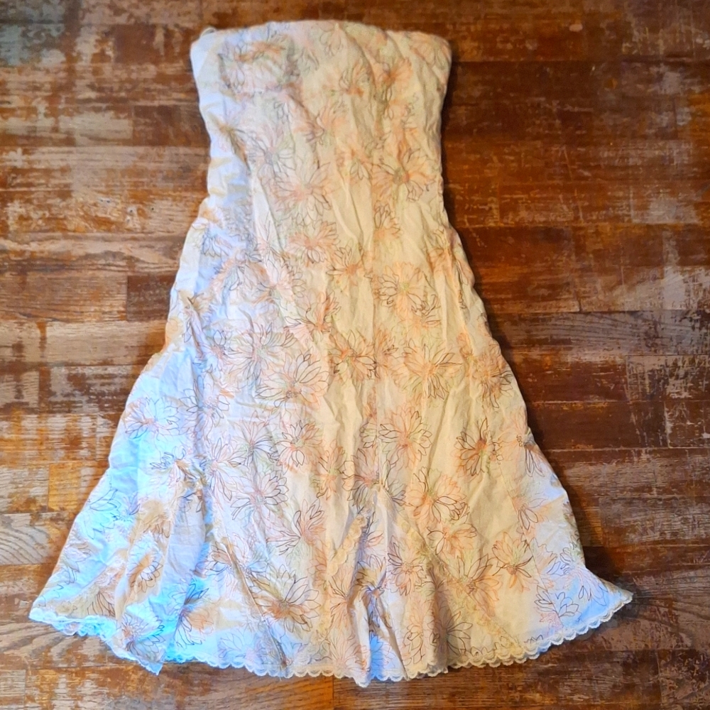 Final touch strapless dress